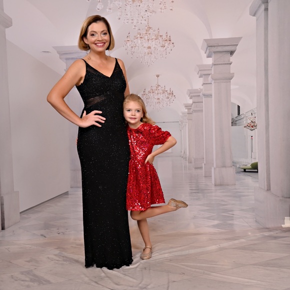 Scala hand beaded black floor length ball gown size Small - Picture 6 of 6